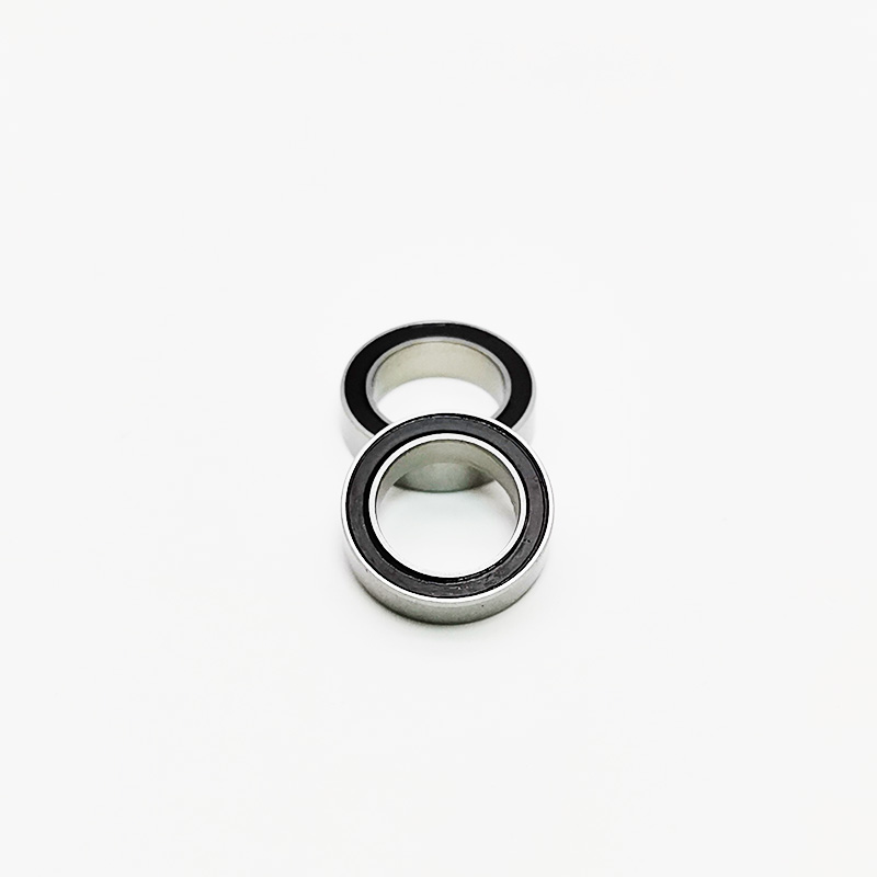 S6700-2RS Thin-wall stainless steel sealed bearing 10x15x4mm, 2RS rubber seals.jpg